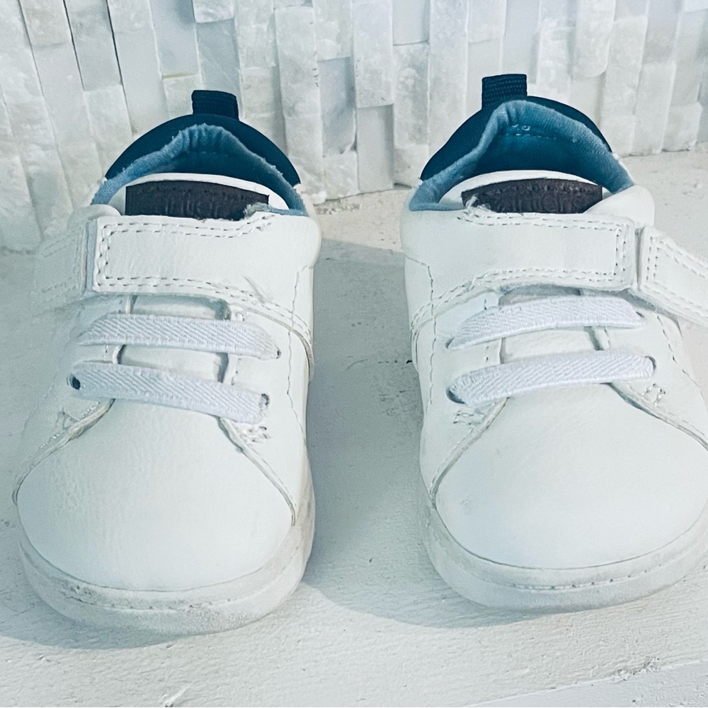 Carters size 2.5 (baby) sneakers